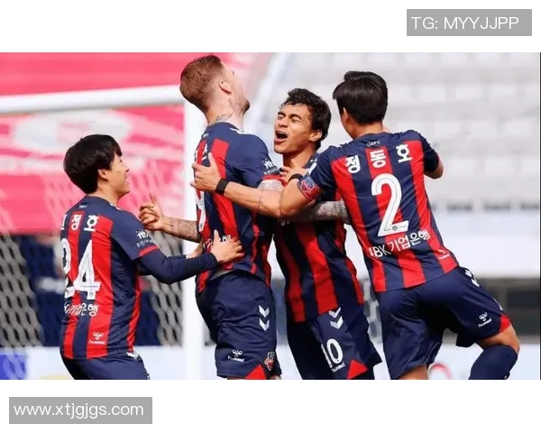 韩K联焦点战首尔对决城南激情碰撞期待精彩瞬间展现球队实力与战术博弈